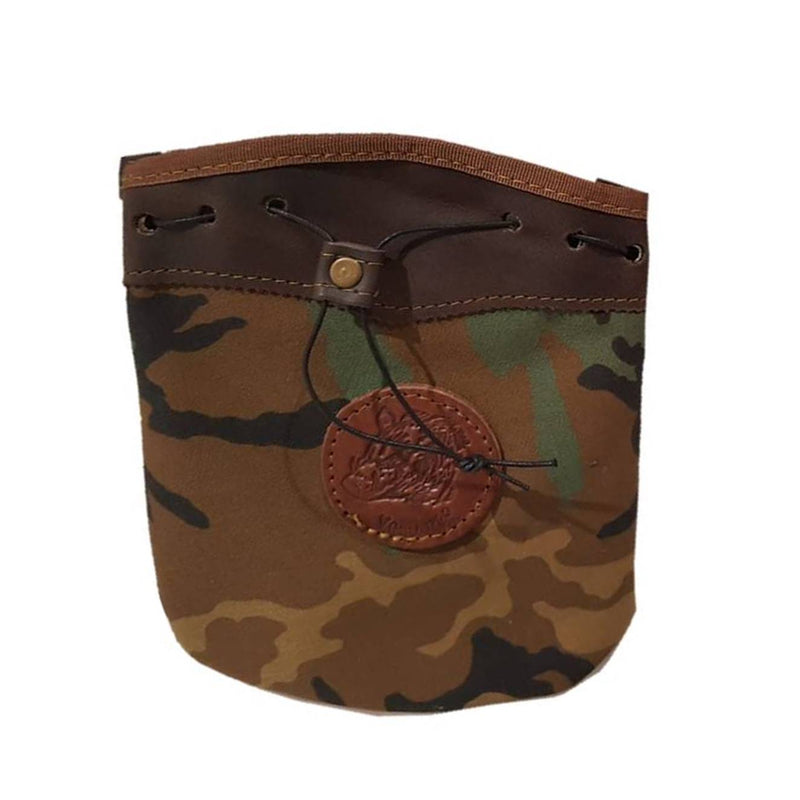 Una bolsa de ojeo en cordura lona camuflaje, para llevar en el cinturón