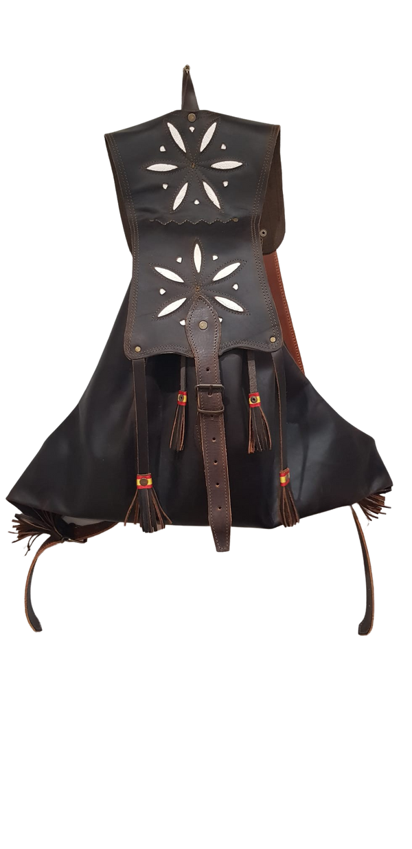 Zurrón en piel con doble flor, detalle Bandera España