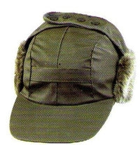 Gorra verde con orejeras, forro de borrego