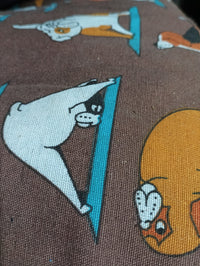 Cama acolchada para mascota con diferentes estampados 60x80 cm