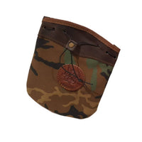 Una bolsa de ojeo en cordura lona camuflaje, para llevar en el cinturón