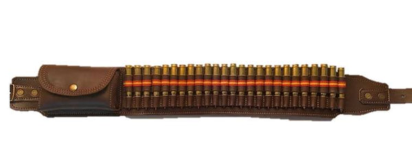 Canana en cuero para 25 balas con un cargador. Detalle Bandera España