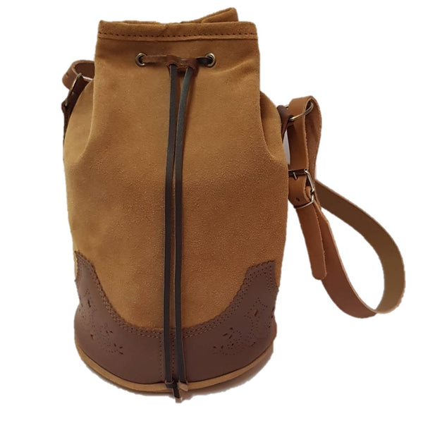 Bolso manual ojeo de caza porta cartuchos en serraje, de cierre de cordon