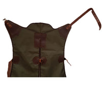 Zahon mujer cordura verde con refuerzos en cuero.