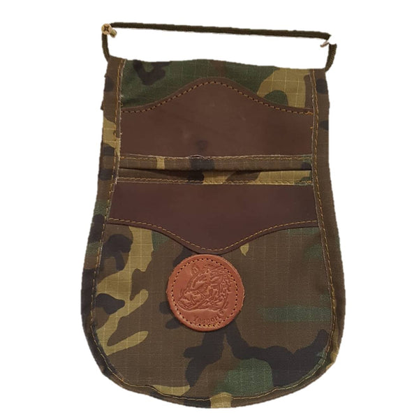Una bolsa de ojeo  en cordura lona camuflaje, para llevar en el cinturón